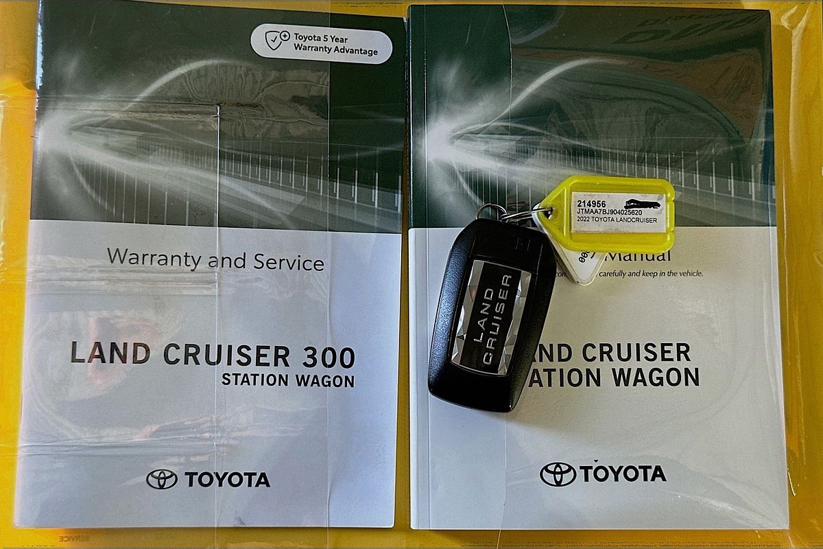 2022 Toyota Landcruiser LC300 VX (4x4) FJA300R