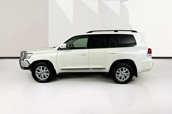 2020 Toyota LANDCRUISER LC200 SAHARA (4x4) VDJ200R