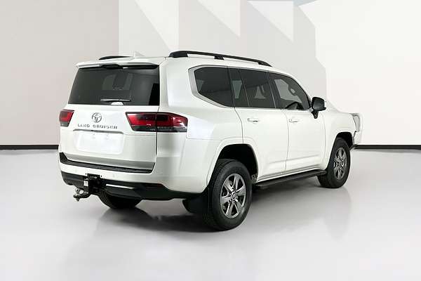 2022 Toyota Landcruiser LC300 VX (4x4) FJA300R