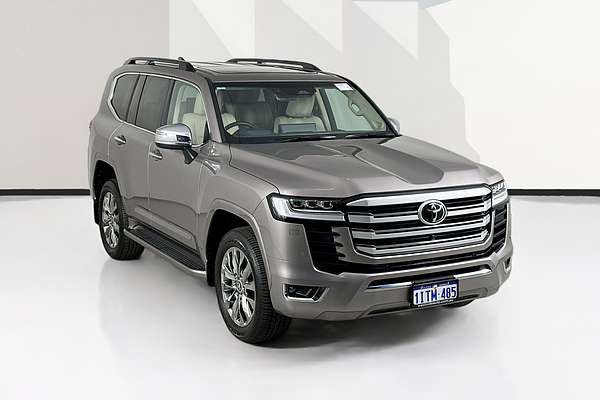 2025 Toyota LANDCRUISER LC300 SAHARA ZX (4x4) FJA300R