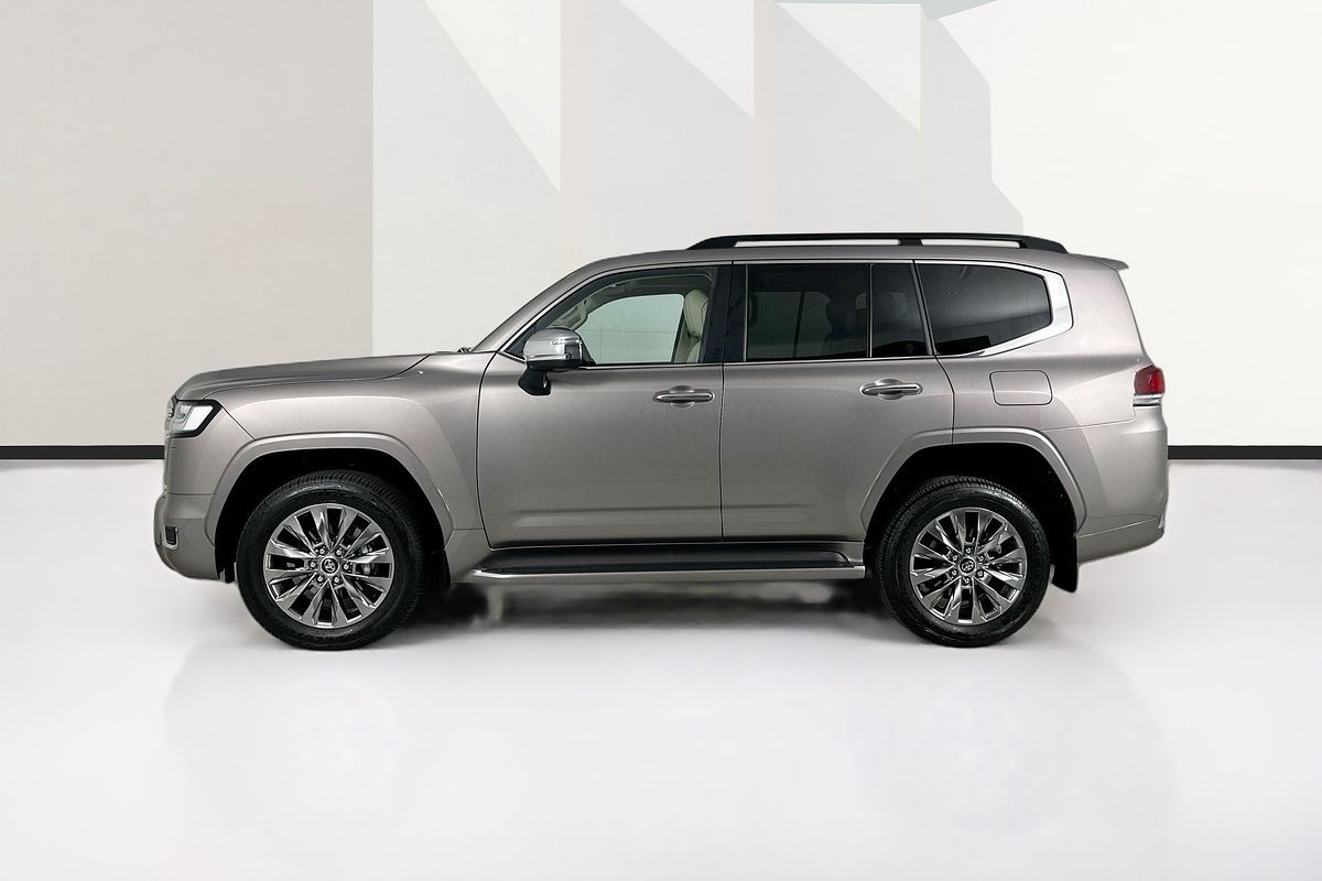 2025 Toyota LANDCRUISER LC300 SAHARA ZX (4x4) FJA300R