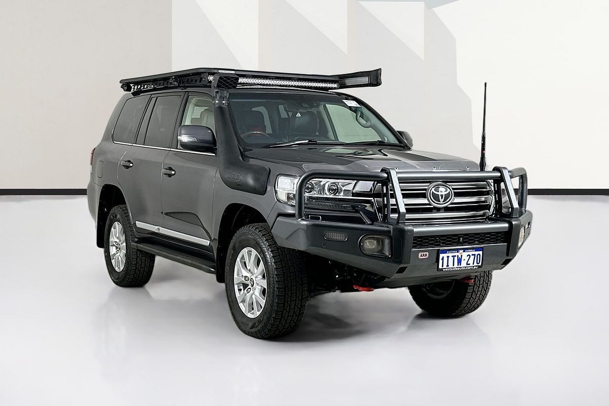 2017 Toyota LANDCRUISER SAHARA (4x4) VDJ200R MY16