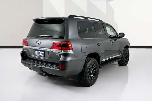 2021 Toyota Landcruiser Sahara VDJ200R