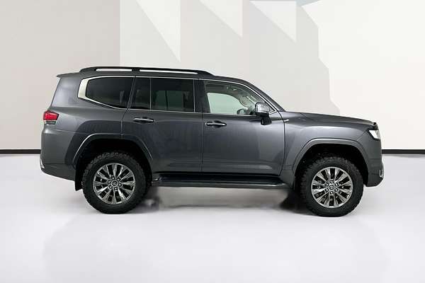 2023 Toyota Landcruiser LC300 SAHARA ZX (4x4) FJA300R