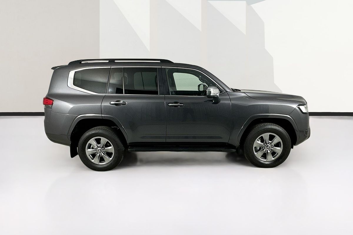 2024 Toyota Landcruiser LC300 SAHARA (4x4) FJA300R