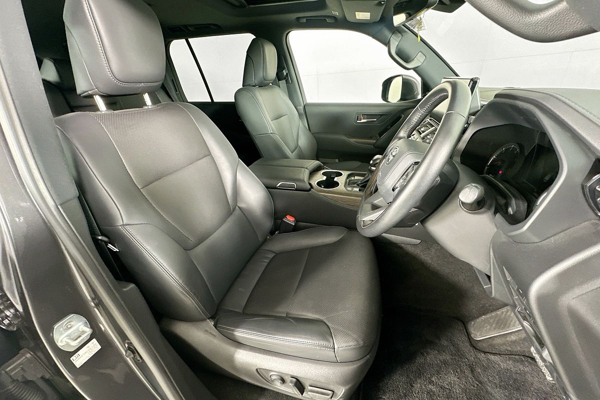2024 Toyota Landcruiser LC300 VX (4x4) FJA300R