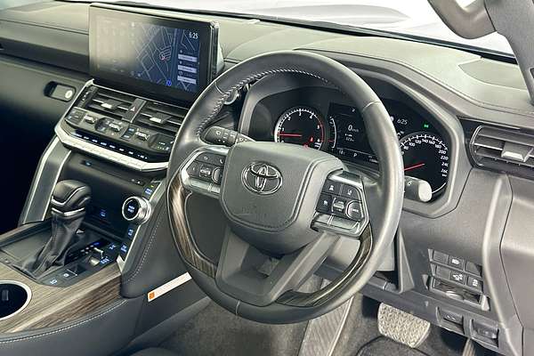 2024 Toyota Landcruiser LC300 VX (4x4) FJA300R