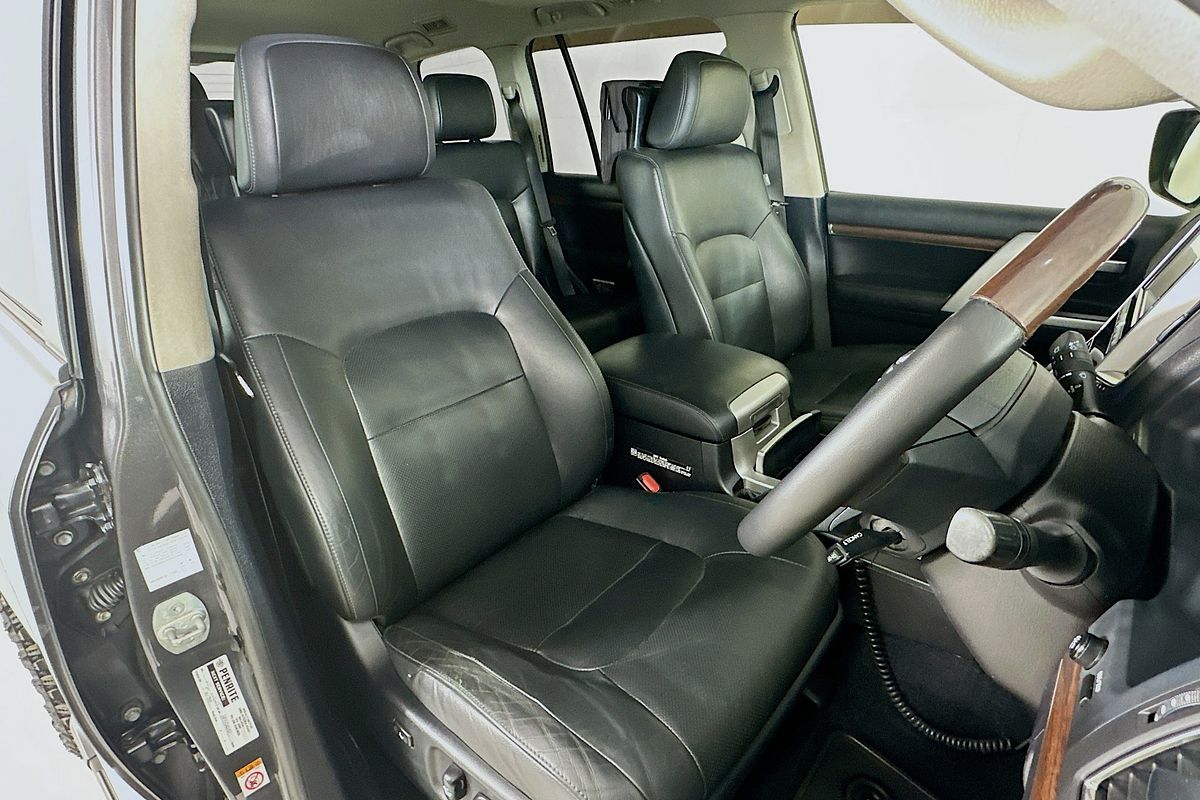 2016 Toyota LANDCRUISER SAHARA (4x4) VDJ200R MY16