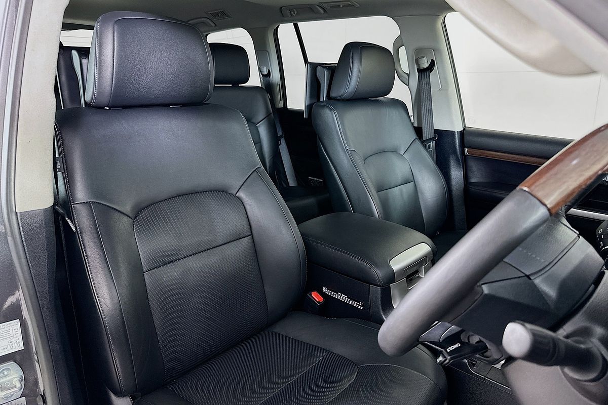 2017 Toyota LANDCRUISER SAHARA (4x4) VDJ200R MY16