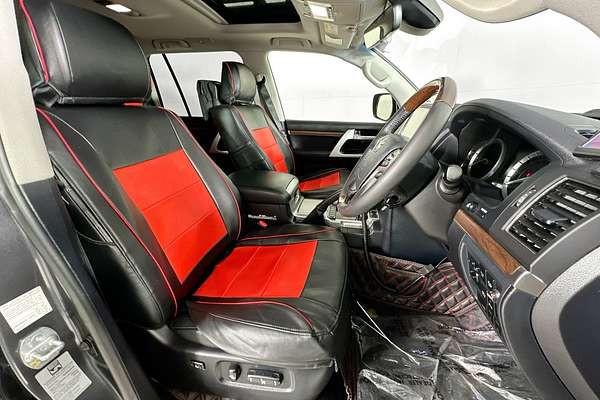 2017 Toyota LANDCRUISER SAHARA (4x4) VDJ200R MY16