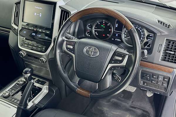 2021 Toyota Landcruiser Sahara VDJ200R