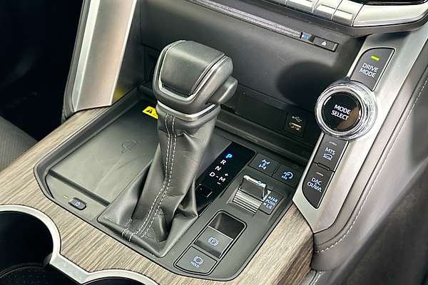 2024 Toyota Landcruiser LC300 VX (4x4) FJA300R