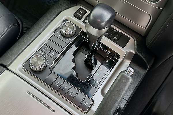 2021 Toyota Landcruiser Sahara VDJ200R