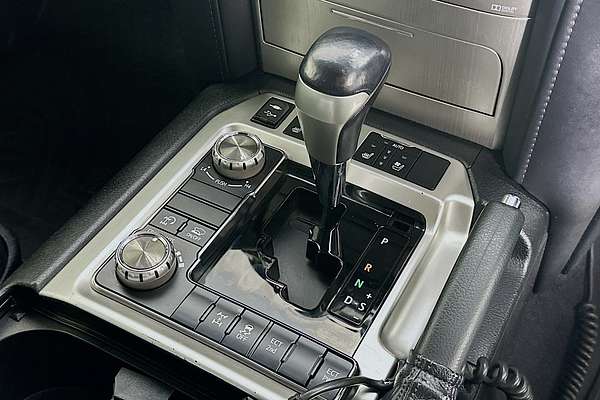 2016 Toyota LANDCRUISER SAHARA (4x4) VDJ200R MY16