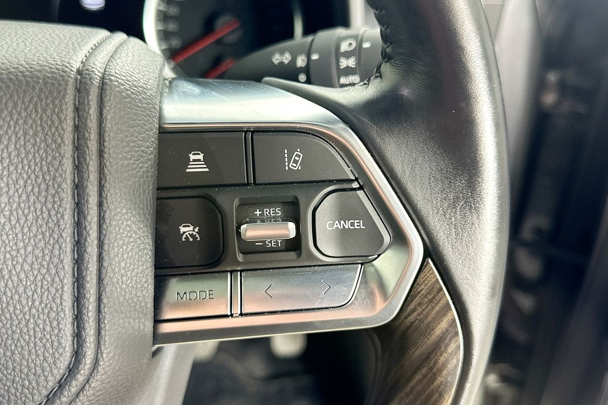 2023 Toyota Landcruiser LC300 VX (4x4) FJA300R