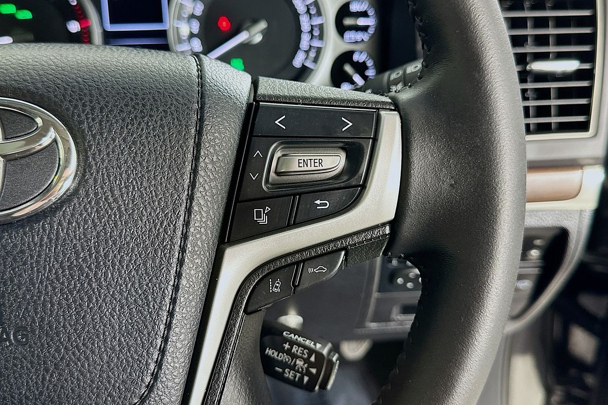 2017 Toyota LANDCRUISER SAHARA (4x4) VDJ200R MY16