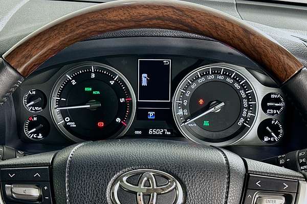2017 Toyota LANDCRUISER SAHARA (4x4) VDJ200R MY16
