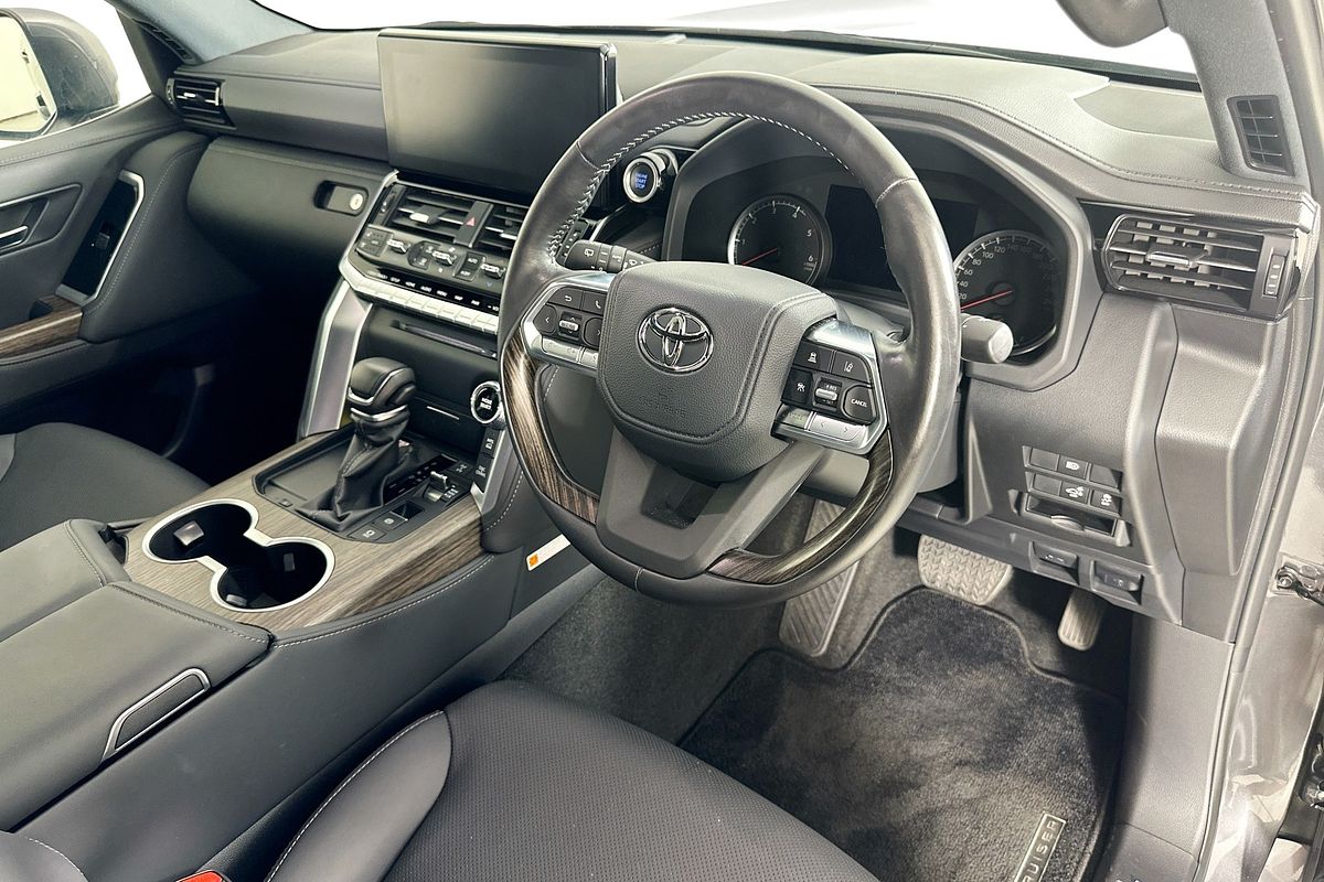 2023 Toyota Landcruiser LC300 VX (4x4) FJA300R
