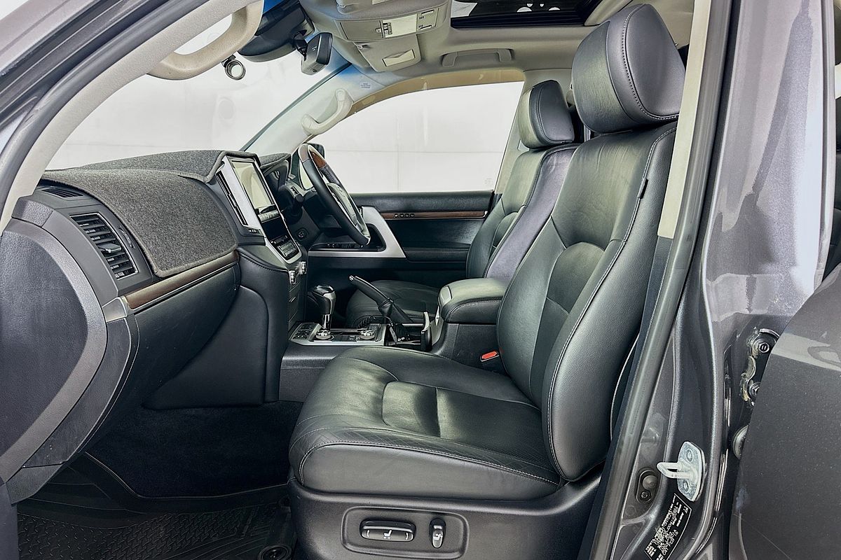 2016 Toyota LANDCRUISER SAHARA (4x4) VDJ200R MY16