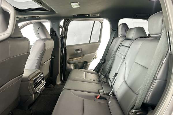 2023 Toyota Landcruiser LC300 VX (4x4) FJA300R