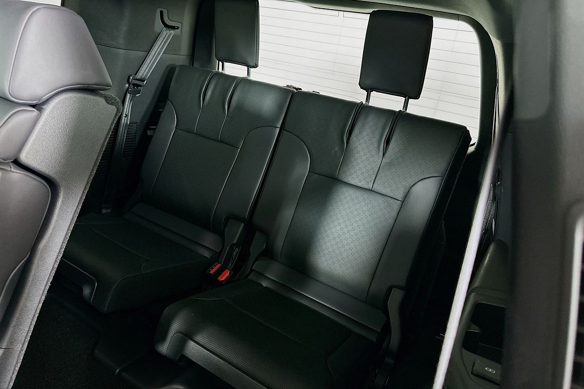 2024 Toyota Landcruiser LC300 SAHARA (4x4) FJA300R