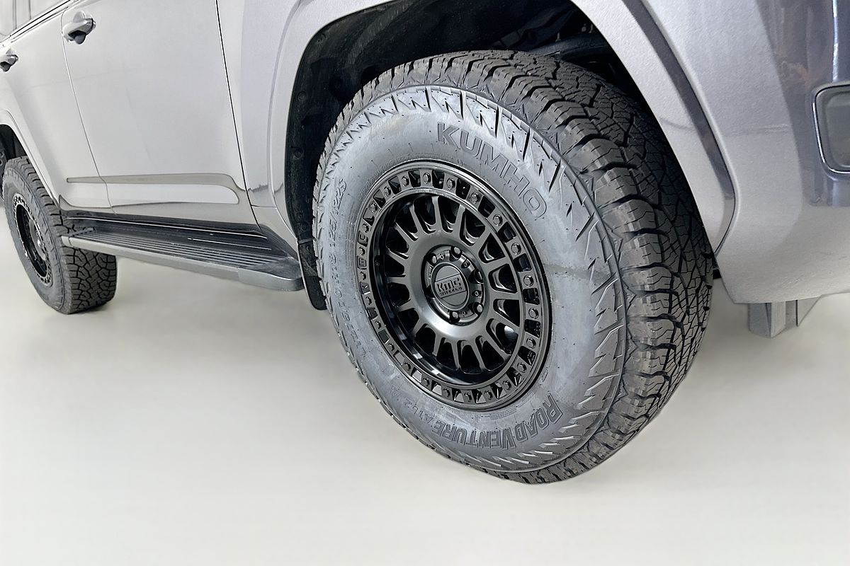 2024 Toyota Landcruiser LC300 VX (4x4) FJA300R