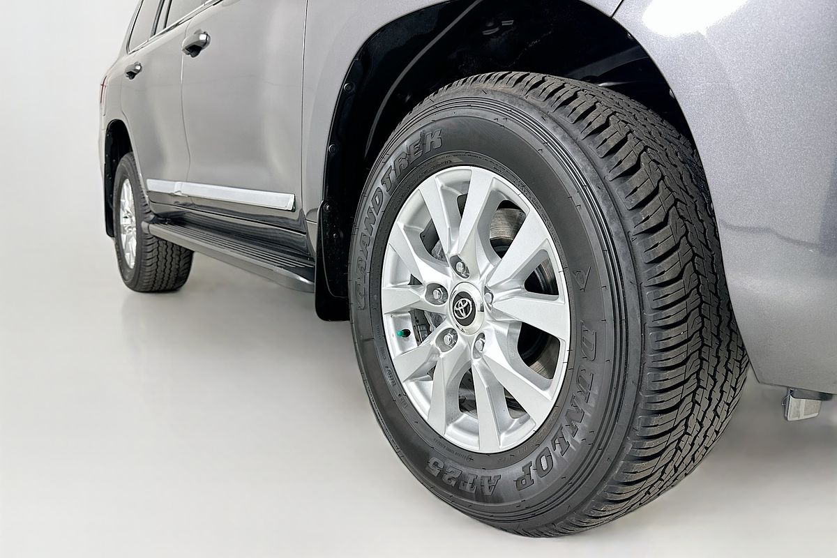 2017 Toyota LANDCRUISER SAHARA (4x4) VDJ200R MY16