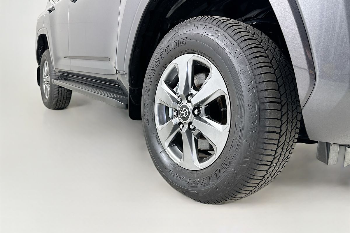 2024 Toyota Landcruiser LC300 SAHARA (4x4) FJA300R