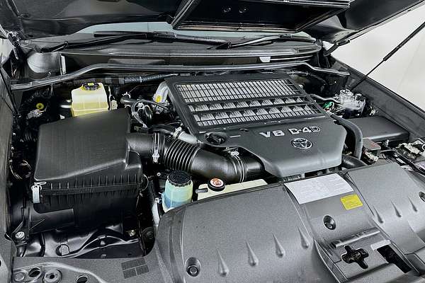 2021 Toyota Landcruiser Sahara VDJ200R