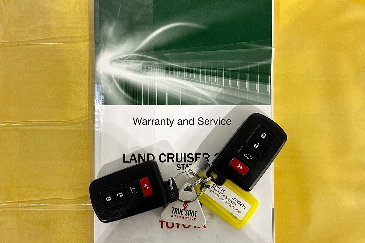 2017 Toyota LANDCRUISER SAHARA (4x4) VDJ200R MY16