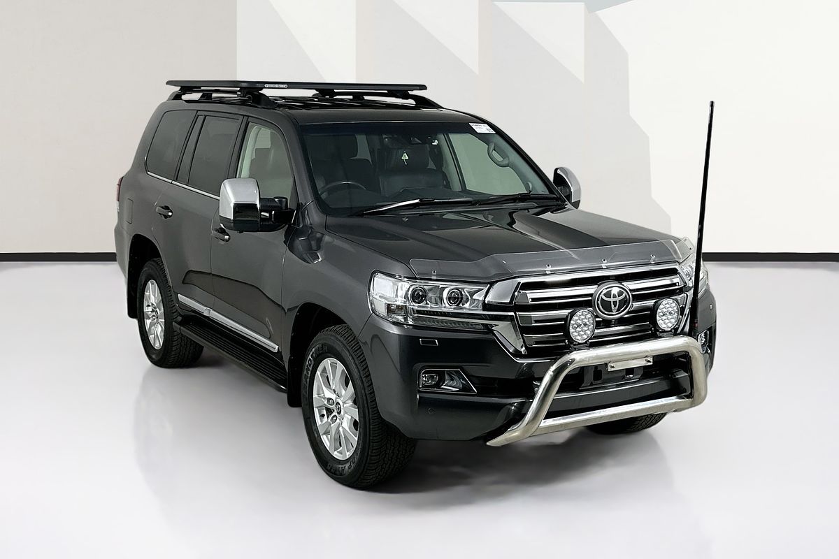 2017 Toyota LANDCRUISER SAHARA (4x4) VDJ200R MY16