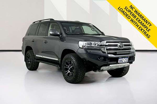 2021 Toyota Landcruiser Sahara VDJ200R