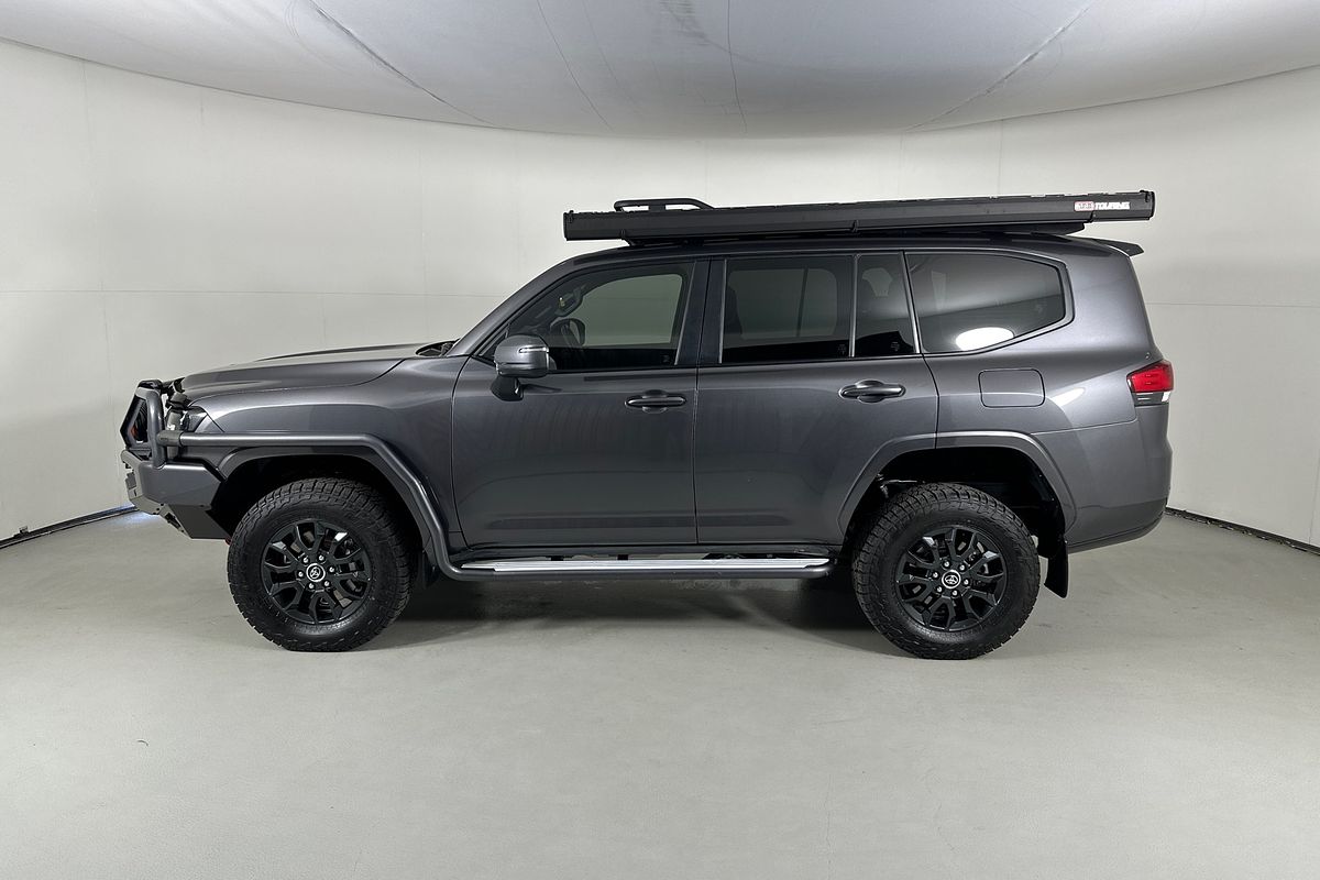2022 Toyota Landcruiser GXL FJA300R