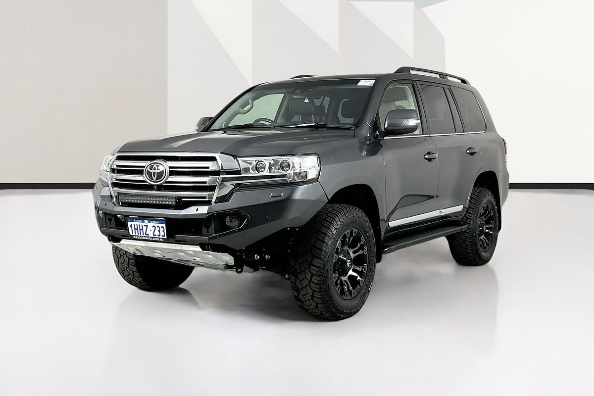 2021 Toyota Landcruiser Sahara VDJ200R
