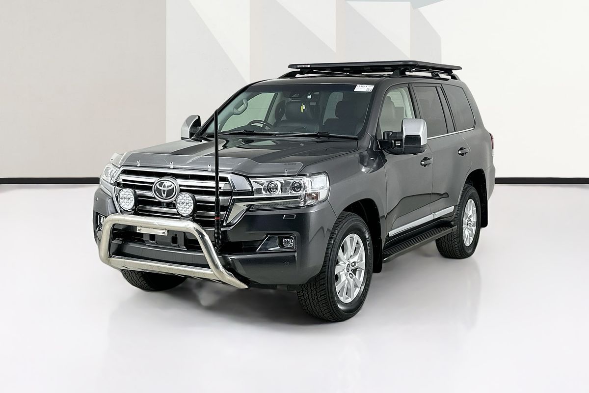 2017 Toyota LANDCRUISER SAHARA (4x4) VDJ200R MY16