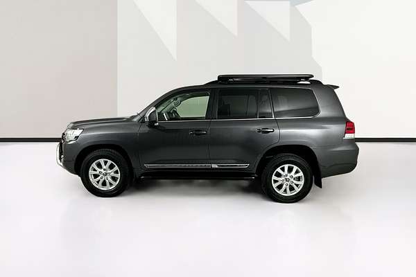 2017 Toyota LANDCRUISER SAHARA (4x4) VDJ200R MY16