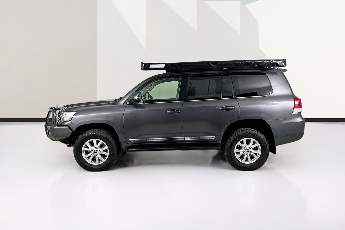 2017 Toyota LANDCRUISER SAHARA (4x4) VDJ200R MY16