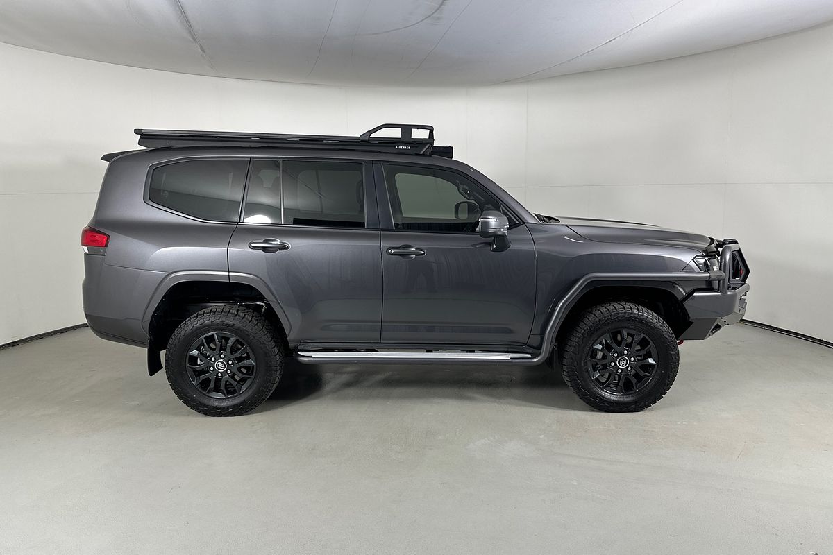 2022 Toyota Landcruiser GXL FJA300R