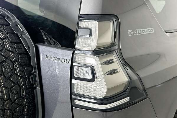 2016 Toyota LANDCRUISER PRADO KAKADU (4x4) GDJ150R MY16