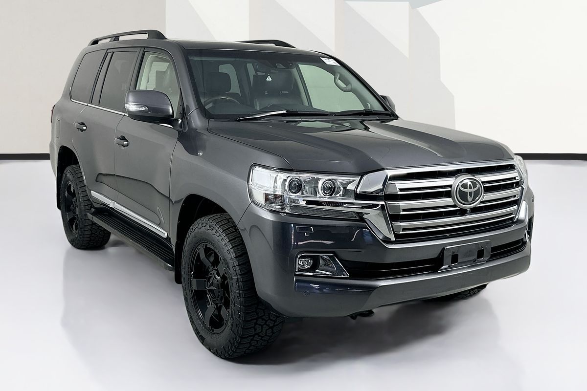 2019 Toyota Landcruiser Sahara VDJ200R