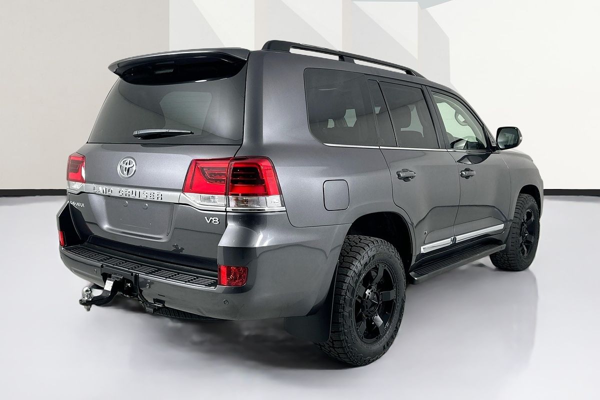 2019 Toyota Landcruiser Sahara VDJ200R