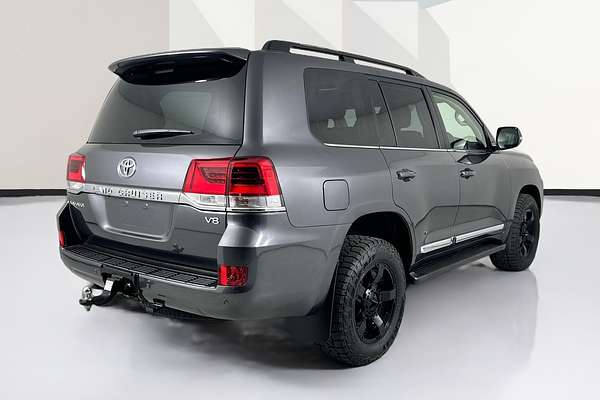 2019 Toyota Landcruiser Sahara VDJ200R