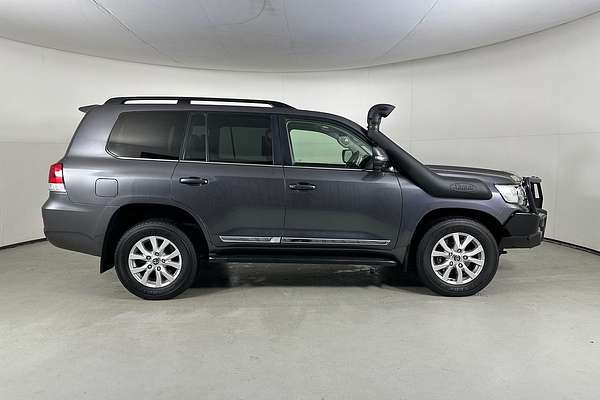 2016 Toyota LANDCRUISER SAHARA (4x4) VDJ200R MY16
