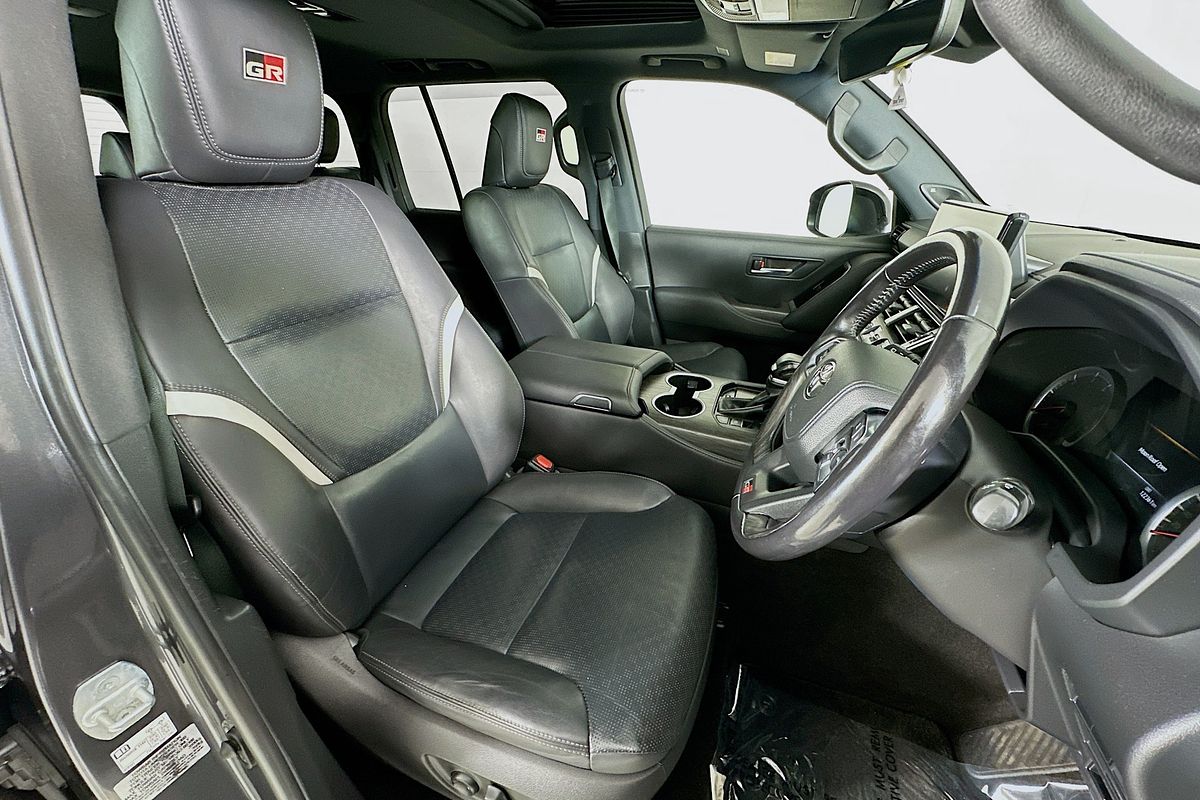 2022 Toyota Landcruiser LC300 GR-S (4x4) FJA300R