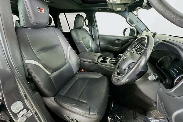 2022 Toyota Landcruiser LC300 GR-S (4x4) FJA300R