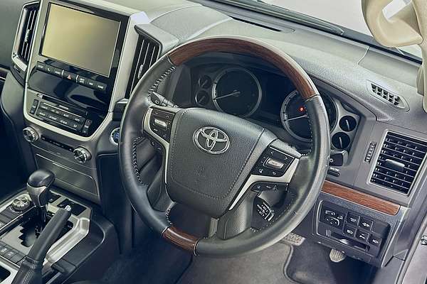 2016 Toyota LANDCRUISER SAHARA (4x4) VDJ200R MY16
