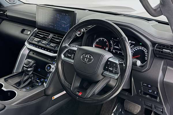 2022 Toyota Landcruiser LC300 GR-S (4x4) FJA300R