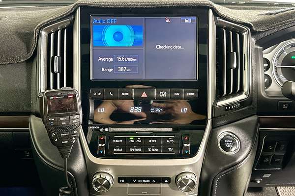 2017 Toyota LANDCRUISER SAHARA (4x4) VDJ200R MY16