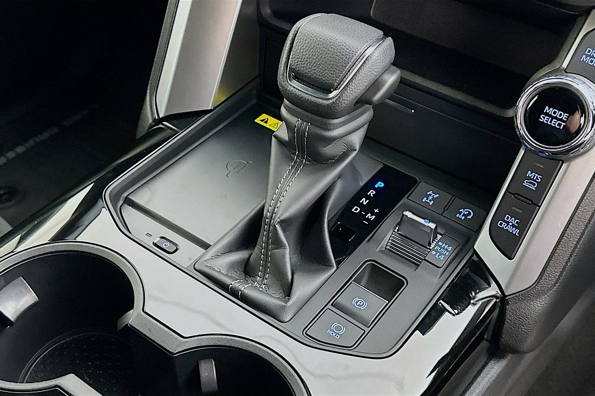 2024 Toyota LANDCRUISER LC300 GXL (4x4) FJA300R