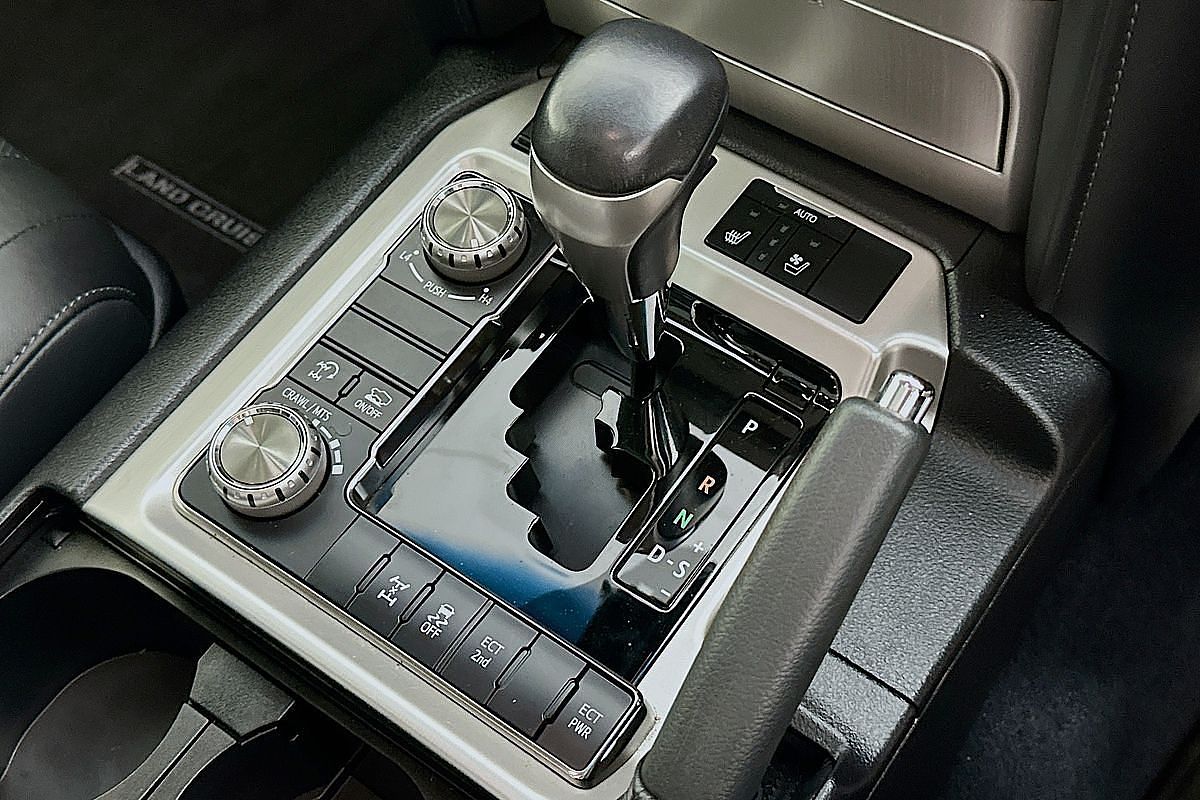 2016 Toyota LANDCRUISER SAHARA (4x4) VDJ200R MY16